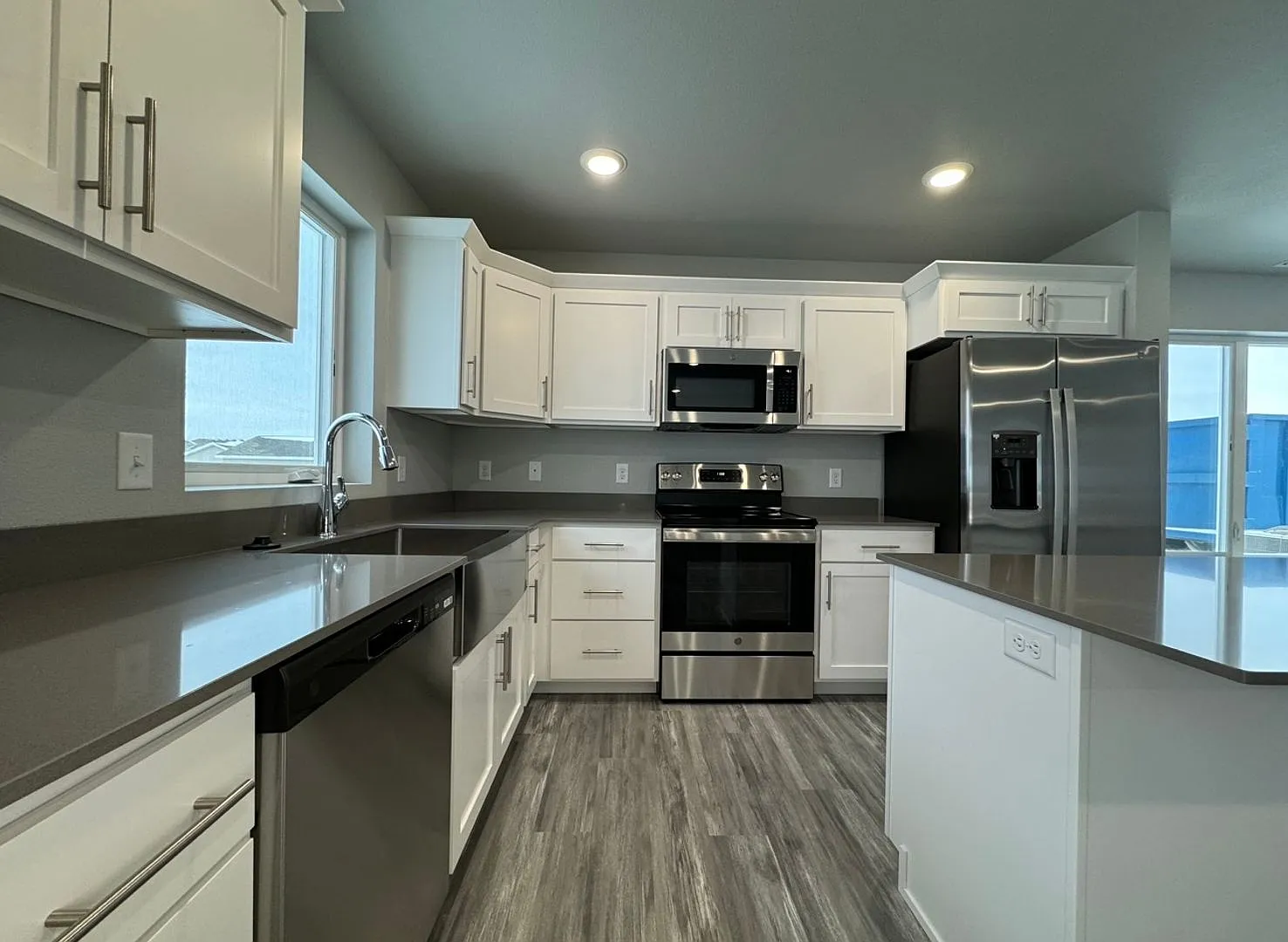$1,000 Move-In Credit! Sign a Qualifying Lease by August 31st! — Photo 1