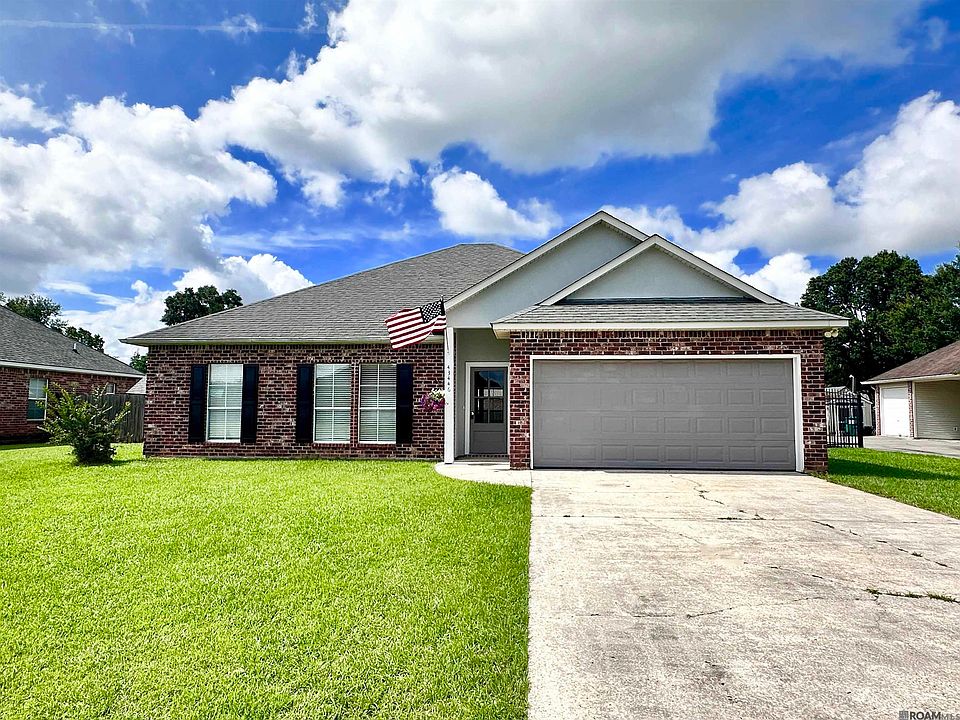 1st image of 43446 Galvez Oaks Dr