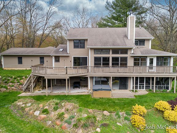 5th image of 8585 Winter Forest Dr NE