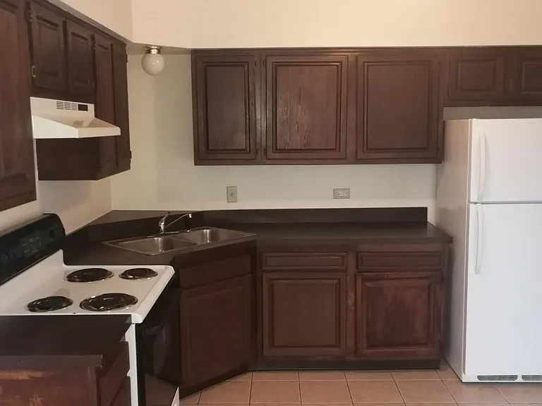14743 Kenton Ave #1B — Photo 14