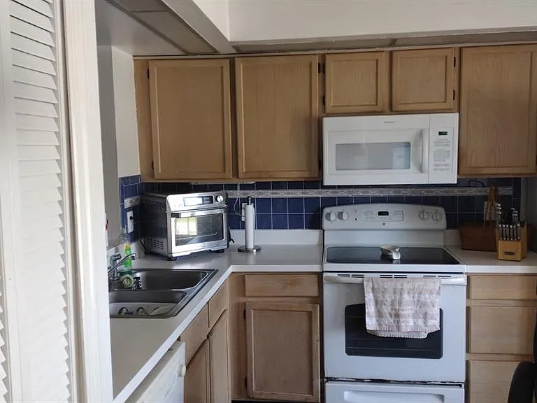 13829 Timberland Dr #203 — Photo 9