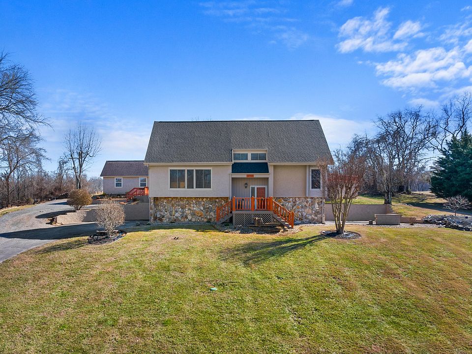 1st image of 5735 Sussex Ln
