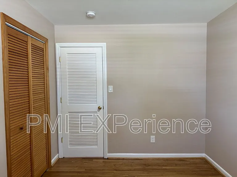 3203 Amador Dr — Photo 12