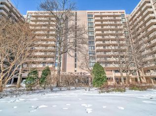 4141 N Henderson Rd APT 104, Arlington, VA 22203