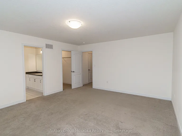14 Braeside Cres — Photo 18