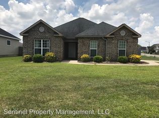 207 Gray Fox Xing, Bonaire, GA 31005