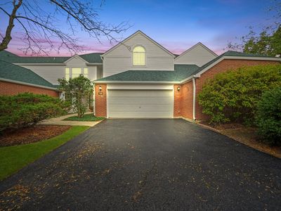 114 Woodbury Ln, Lake Bluff, IL, 60044