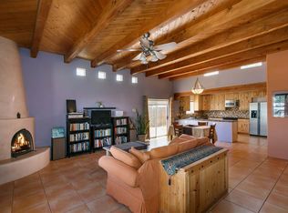 997 Calle Carmelita, Santa Fe, NM 87505