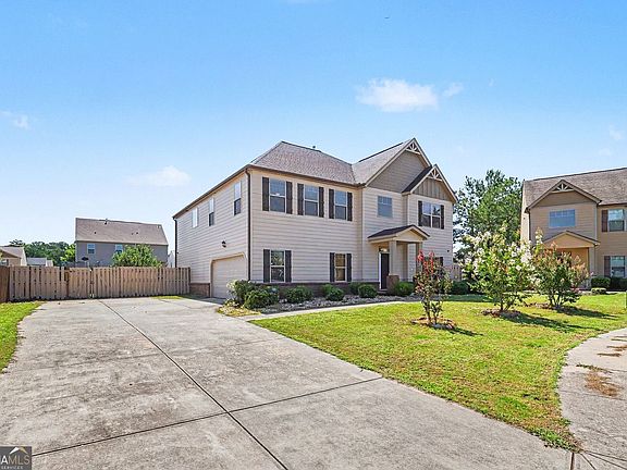 3rd image of 55 Silver Willow Ct