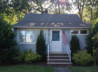 365 Faitoute Ave, Kenilworth, NJ 07033