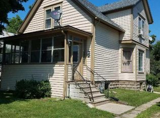 3833 10th Ave, Kenosha, WI 53140