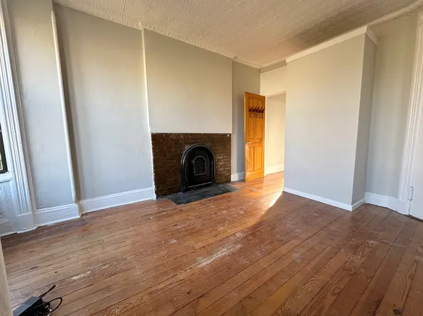 716 Sackett Street image 4 of 13