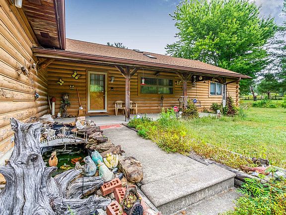 2nd image of 33 Cedar Ln