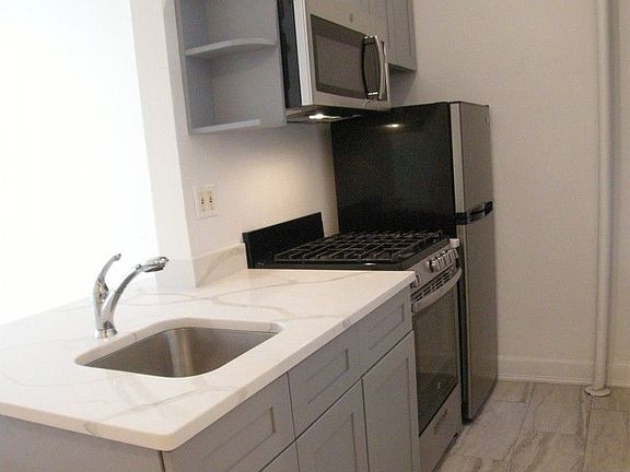2nd image of 34 Morton St APT 1C