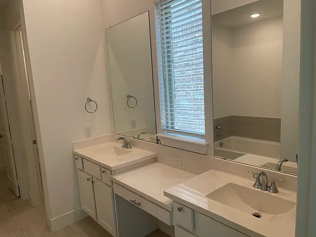 4317 Sanctuary Dr — Photo 17