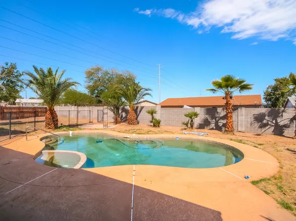 5716 S Roberts Rd, Tempe, AZ 85283