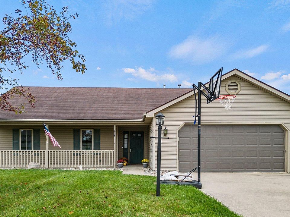 1st image of 768 S Redstone Ct