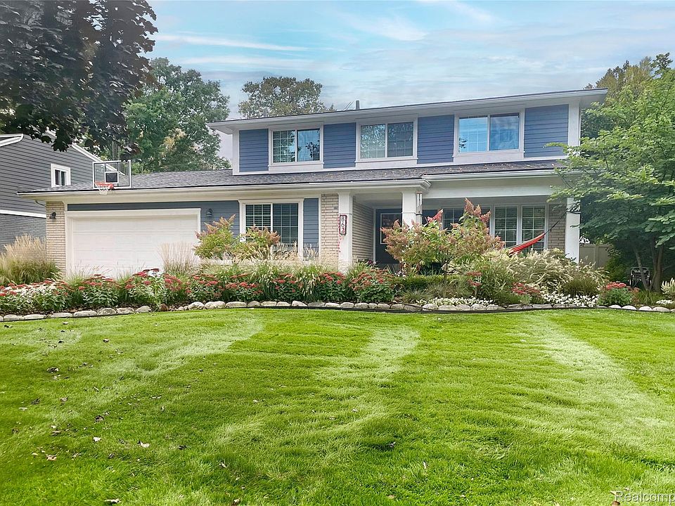 1st image of 862 S Glenhurst Dr