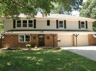 712 NE Coronado Ave, Lees Summit, MO 64086