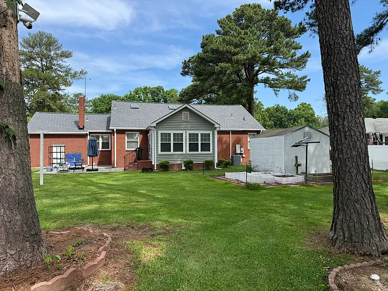 409 Kemp Ln — Photo 28