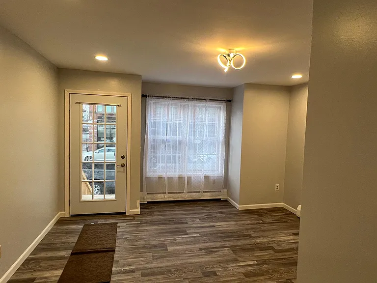 349 Connecticut St — Photo 3