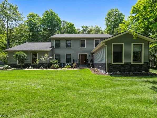 5196 Linda Dr, Medina, OH 44256