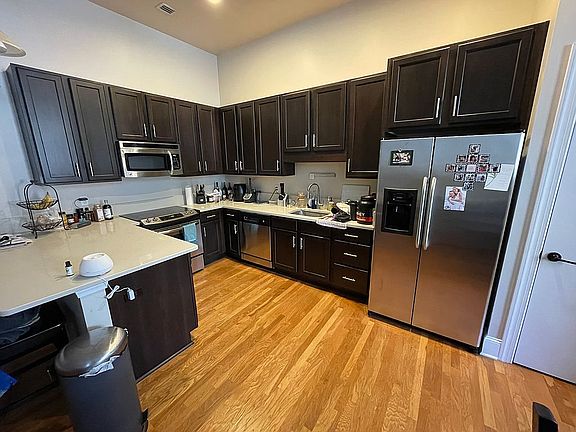 2nd image of 2525 College St APT 1108