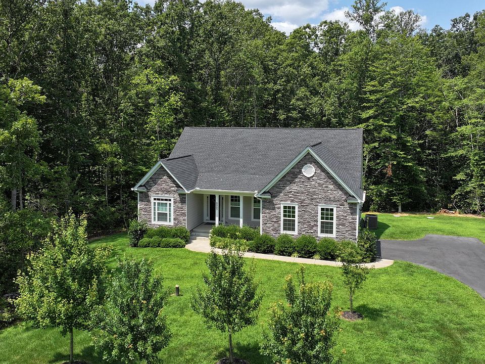 1st image of 8005 Ashford Dr