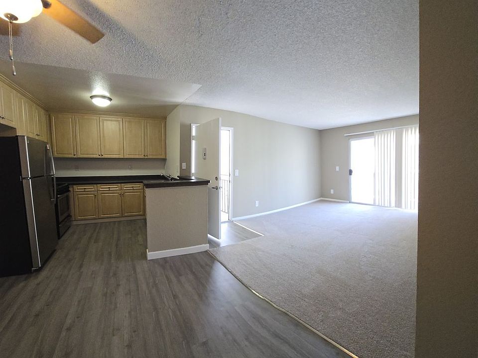1st image of 652 Moss St #656-141