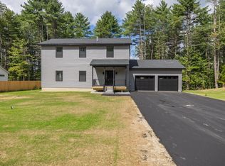 4 Streamside Dr, Auburn, ME 04210