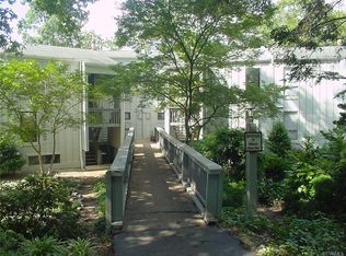 10308 Iron Mill Rd, North Chesterfield, VA 23235