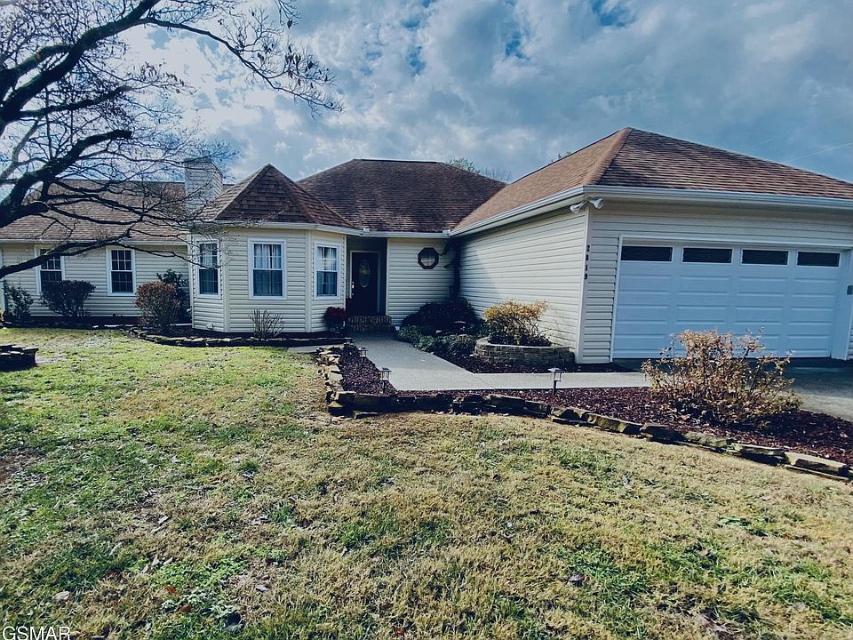1st image of 2819 Mint Rd