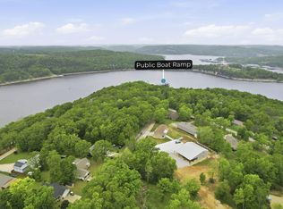 000 Tate Road, Ridgedale, MO 65739