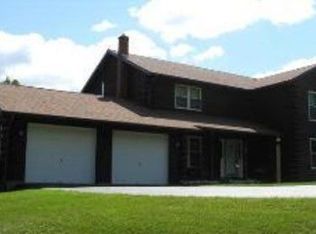 25 Old New Salem Rd, Voorheesville, NY 12186