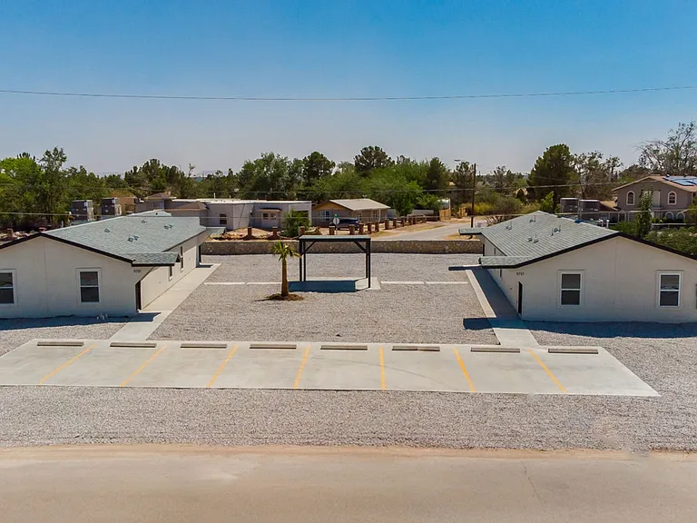 11721 Valle Del Paseo Dr #A-B — Photo 1