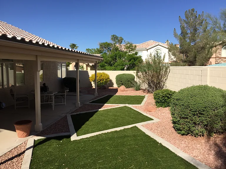 9201 Forest Manor Ct — Photo 3