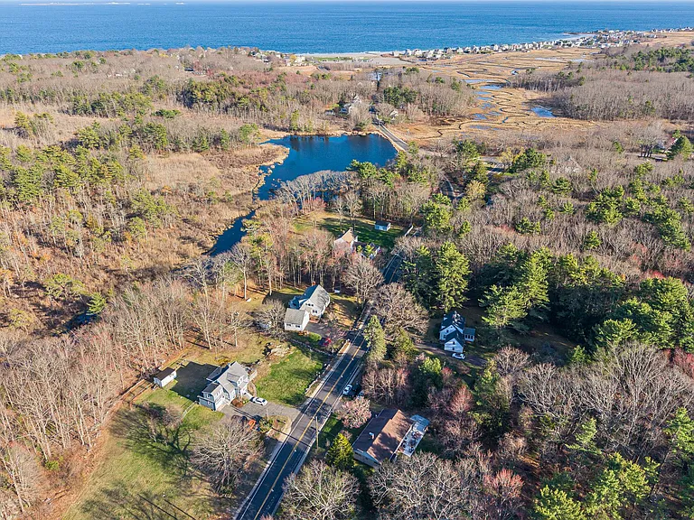 171 Brackett Rd — Photo 33