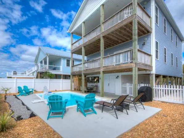 5205 E Pelican Dr #1, Oak Island, NC 28465