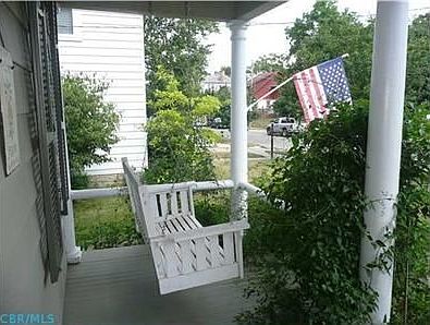 5th image of 114 W Fountain Ave
