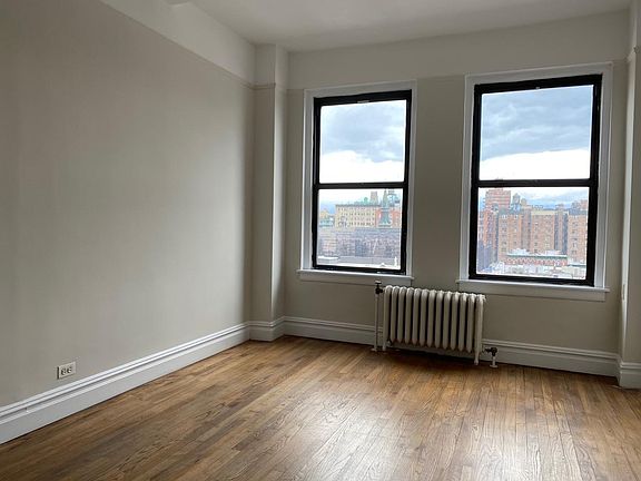 2nd image of 211 W 106th St APT 11D