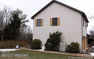 4th image of 83 Hillcrest Dr