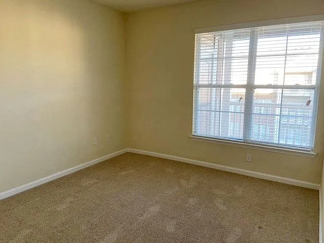 Clairmont at Hillandale — Photo 30