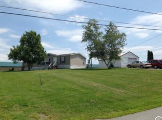 215 Cantwell Dr, Clayton, NY 13624