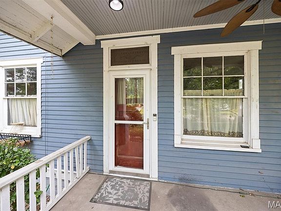 2nd image of 808 Troy Rd