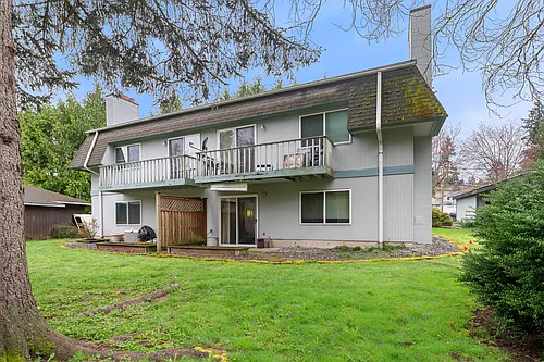 6107 NE 194th Pl #4 Photo 1