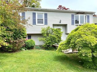 93 Ogden Rd, Stamford, CT 06905