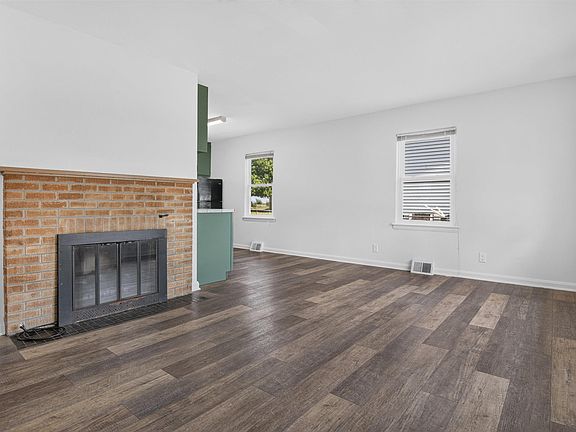 3rd image of 4903 E Richland Ave