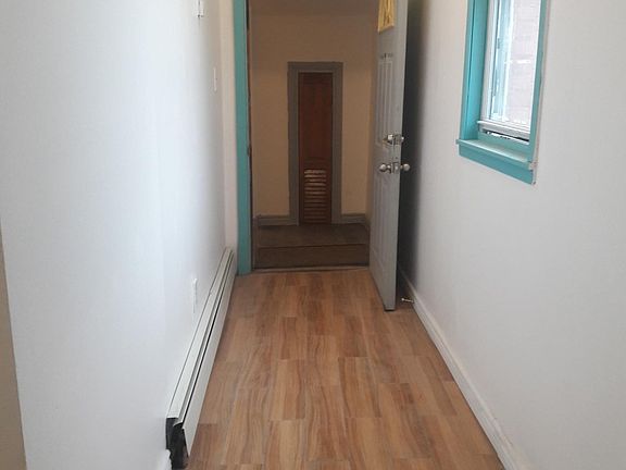 2nd image of 140 Beach 60th St APT 2R