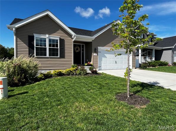 134 Liberty Valley Dr, Foristell, MO 63348