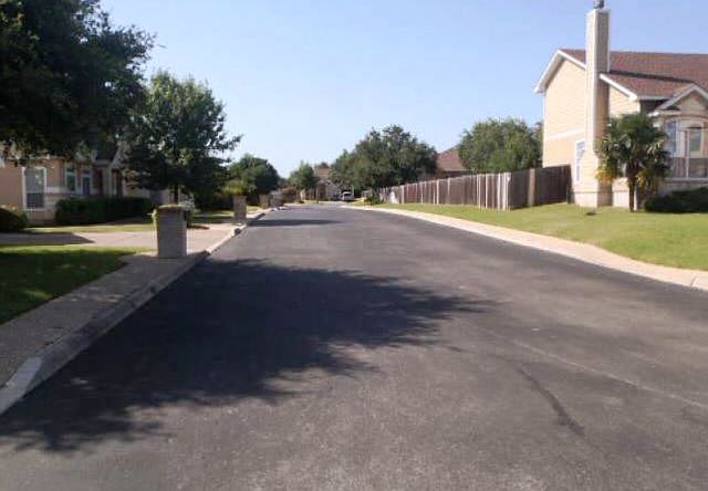 1st image of 1491 Bluff Frst